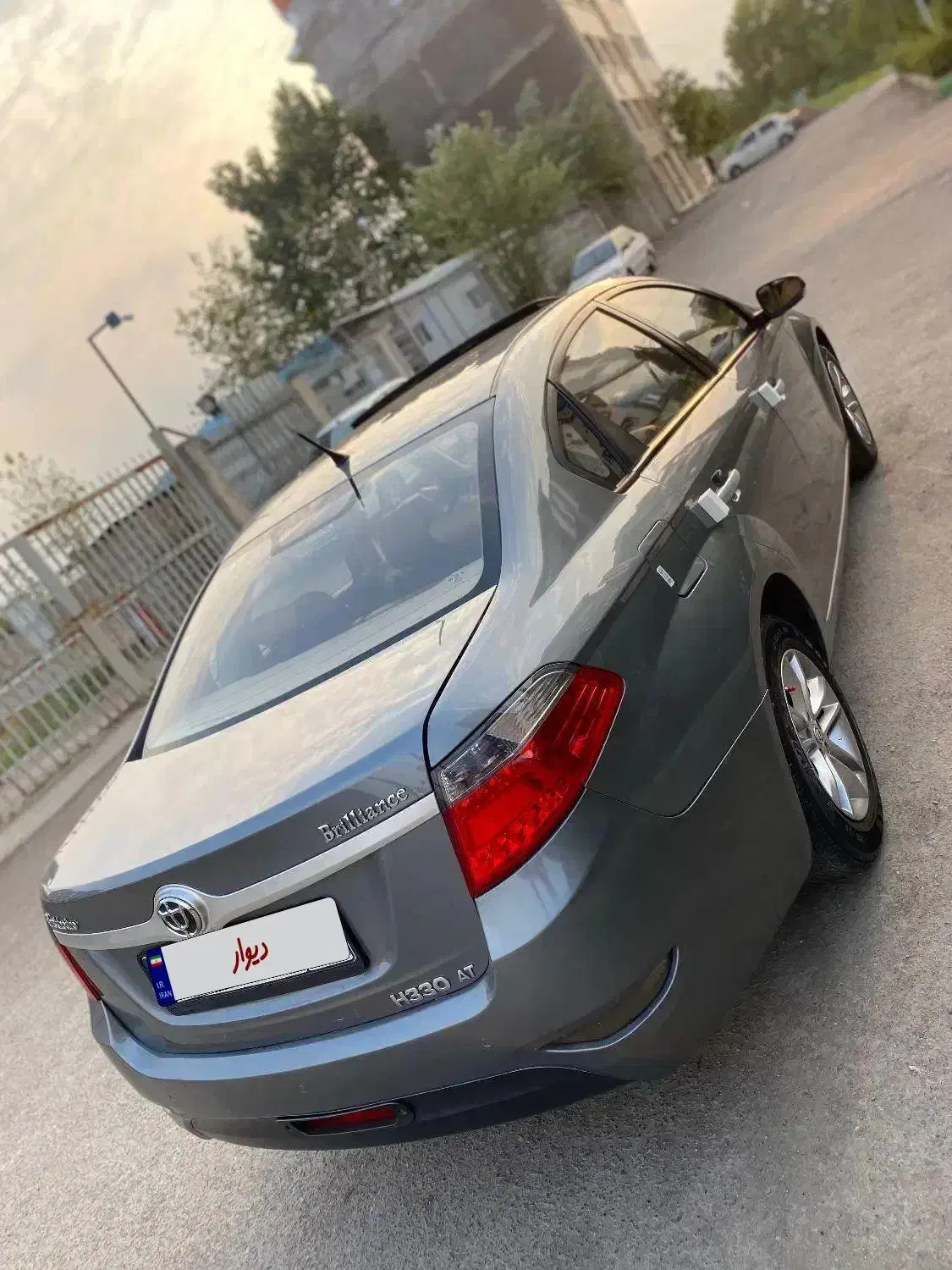 برلیانس H330 اتوماتیک مدل ۱۳۹۵(بیرنگ بی ضربه)|خودرو سواری و وانت|رشت, رشتیان|دیوار