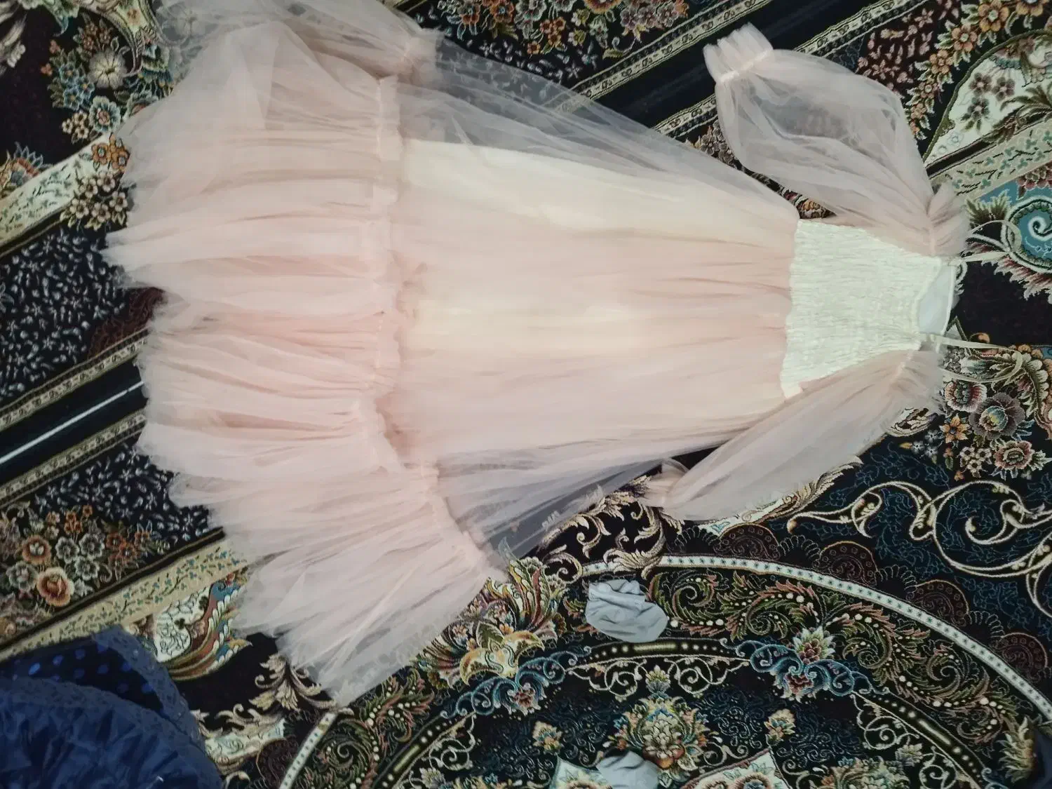 ۲عدد لباس عروس و مجلسی دخترانه مناسب سن۸تا۱۲|لباس|شیراز, شاپورجان|دیوار