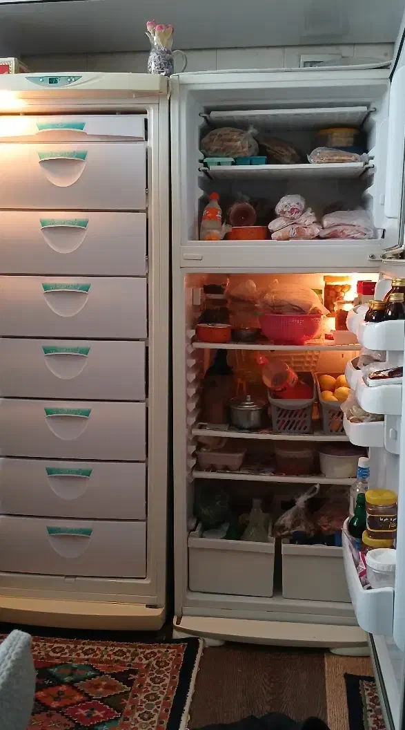 دوعدد یخچال|یخچال و فریزر|خرم‌آباد, |دیوار