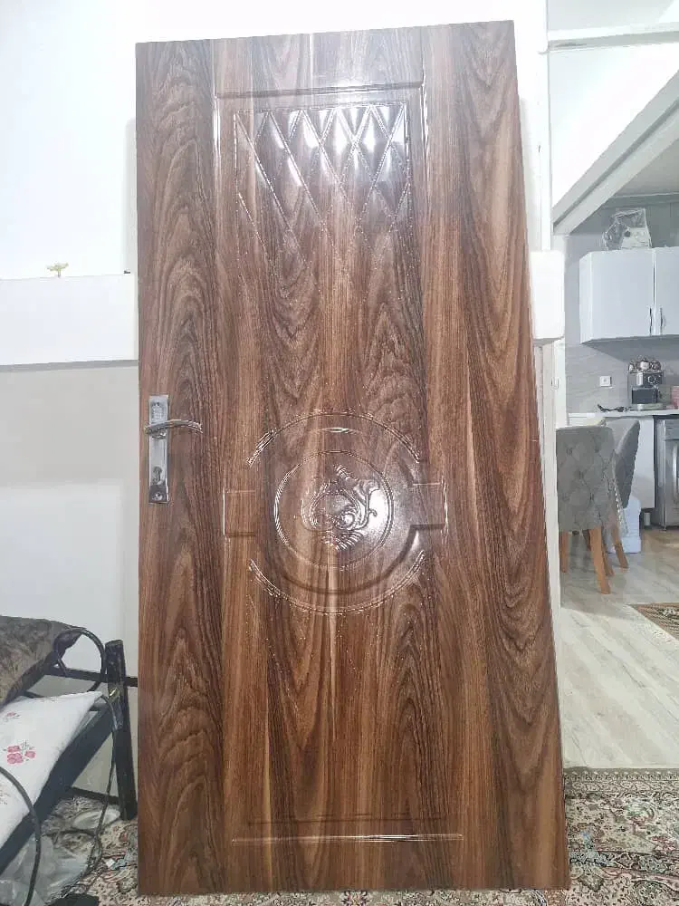 درب اتاق شیک در حد نو|مصالح و تجهیزات ساختمان|شیراز, انجیر|دیوار