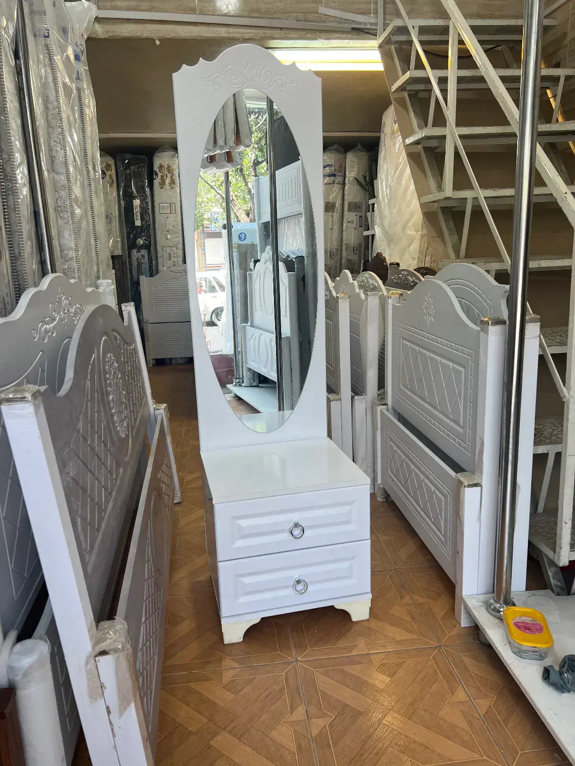 پاتختی اینه دار مدل پرنسس|جاکفشی، کمد، دراور|اراک, |دیوار