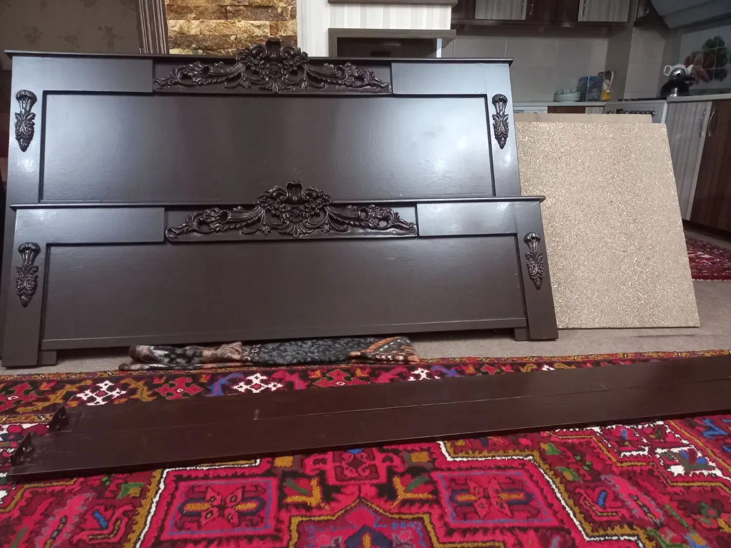 تخت خواب دونفره|تخت و سرویس خواب|مراغه, |دیوار