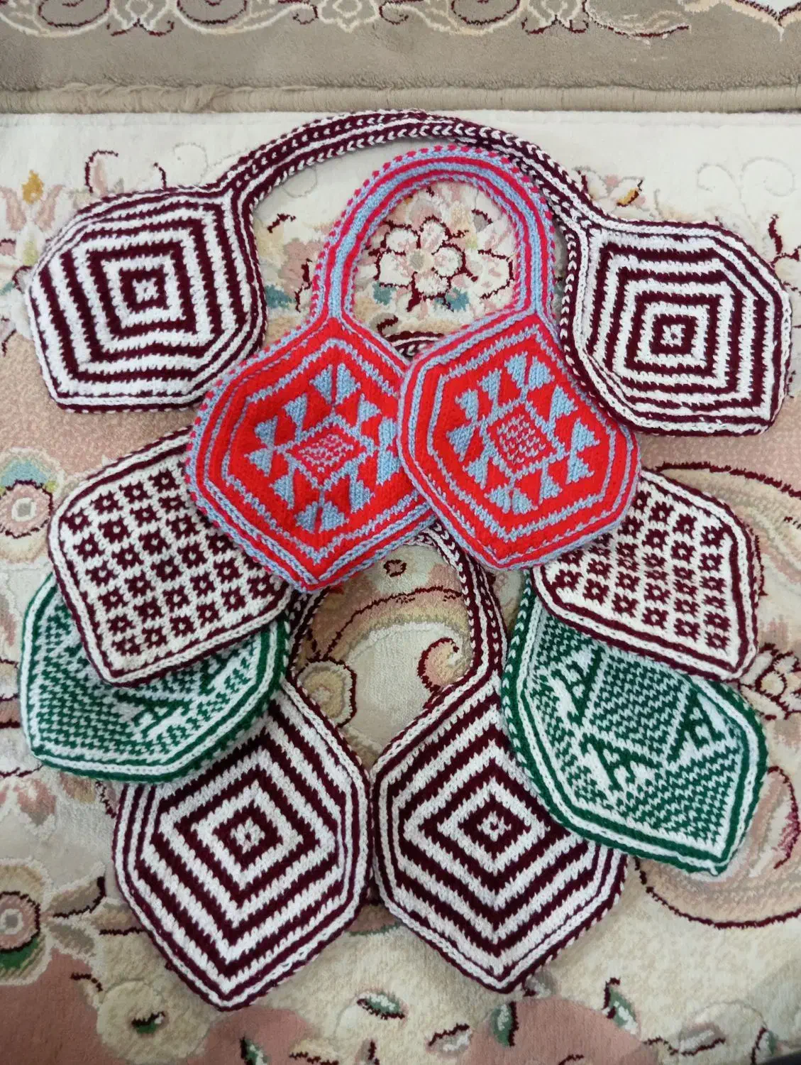 صنایع سنتی دست بافت با بهترین قیمت|صنایع دستی و سایر لوازم تزئینی|صفادشت, |دیوار