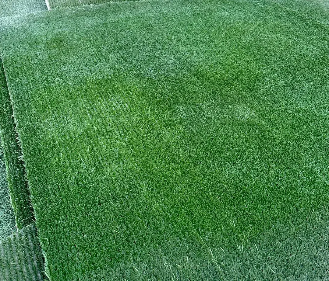 چمن کارکرده|گل مصنوعی|ری, سیزده آبان|دیوار