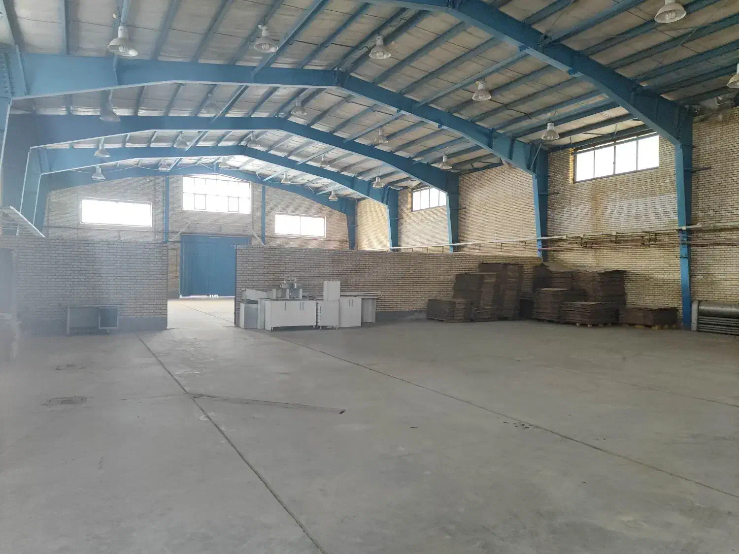 اجاره سوله ۱۰۰۰متری در جاده مخصوص|اجارهٔ دفتر صنعتی، کشاورزی، تجاری|تهران, شهرک شهرداری|دیوار