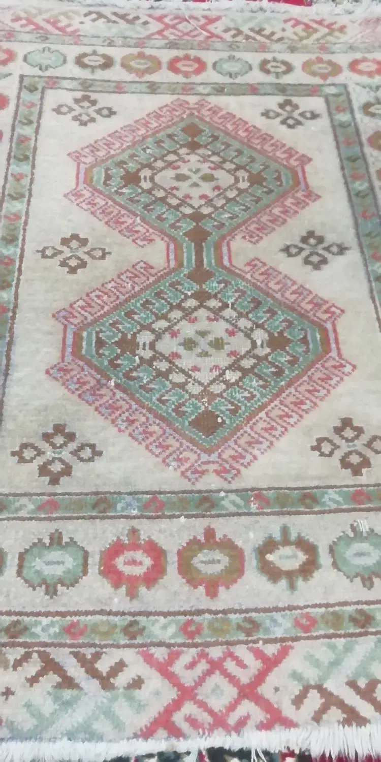 قالیچه دست بافت ۱۰۰سال قدمت داره|فرش|تهران, شهرک رضویه|دیوار