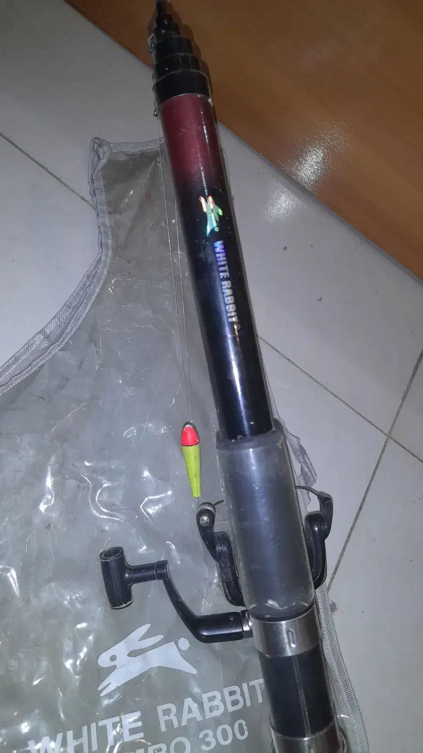 چوب ماهیگیری ویت رابیت.قلاب و چرخ ماهیگیری.|ماهیگیری|تهران, بیسیم|دیوار