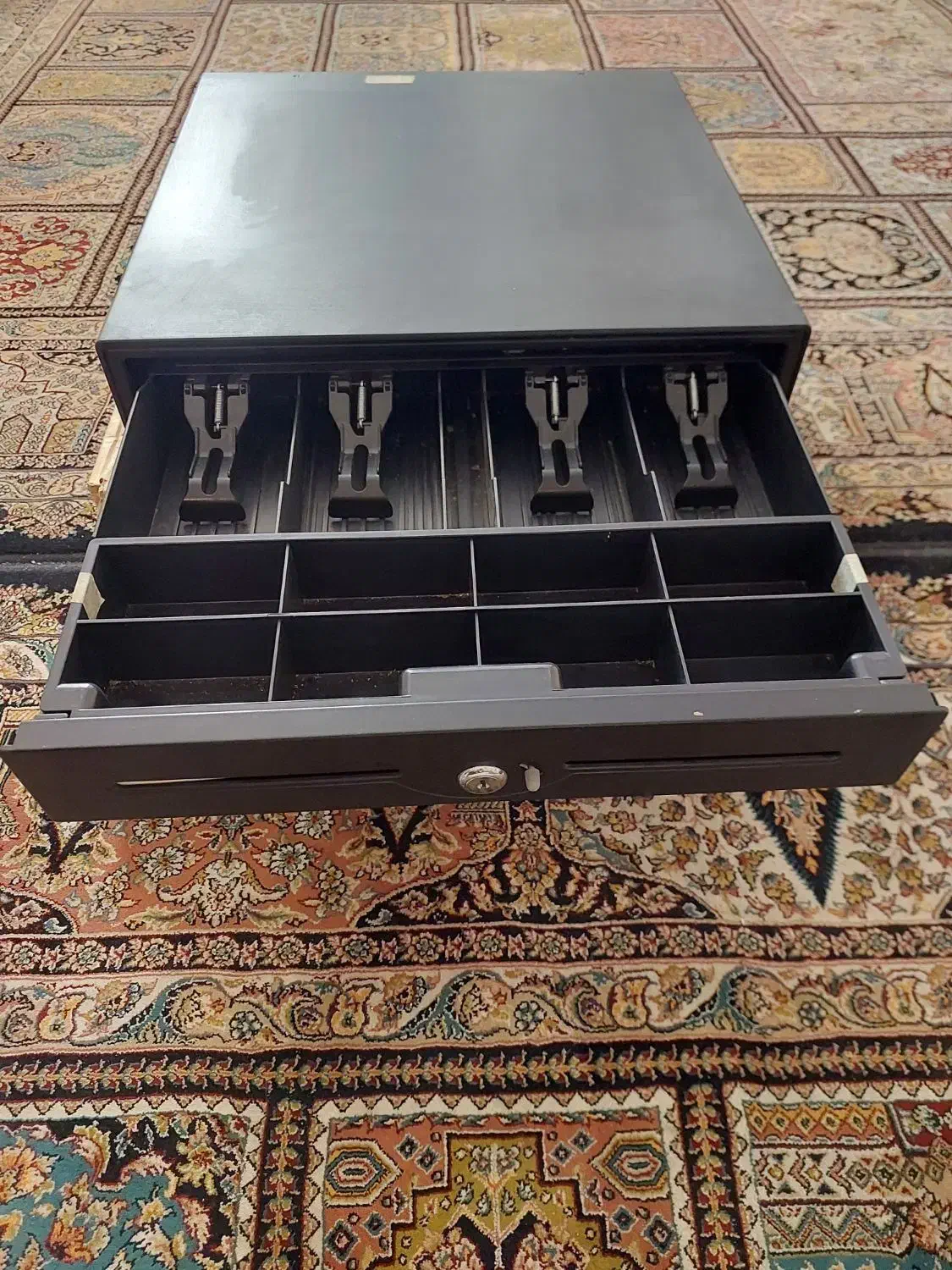 صندوق ترازو|فروشگاه و مغازه|صدرا-فارس, فاز ۱|دیوار