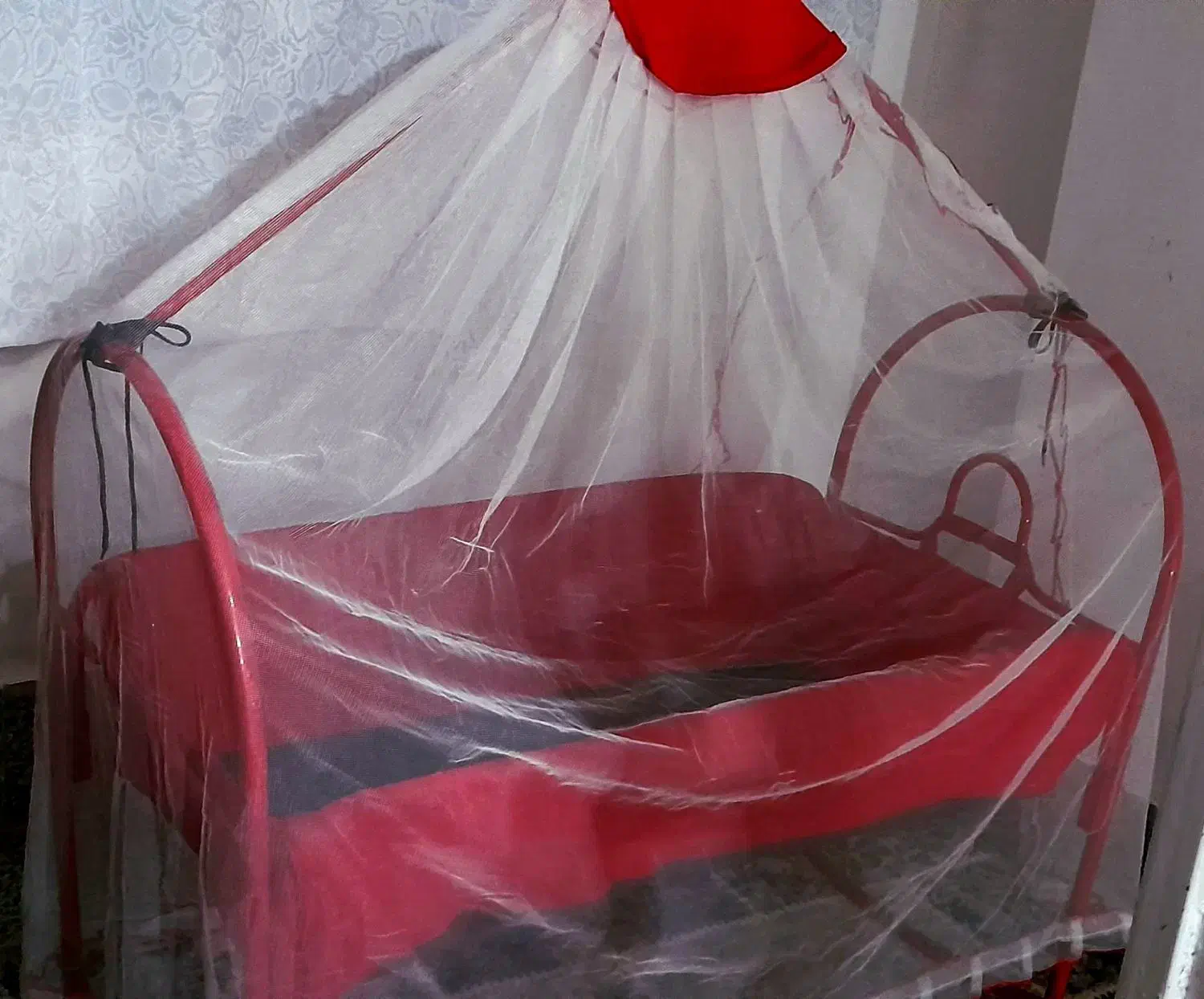 گهواره ی نوزاد|اسباب و اثاث بچه|میاندوآب, |دیوار