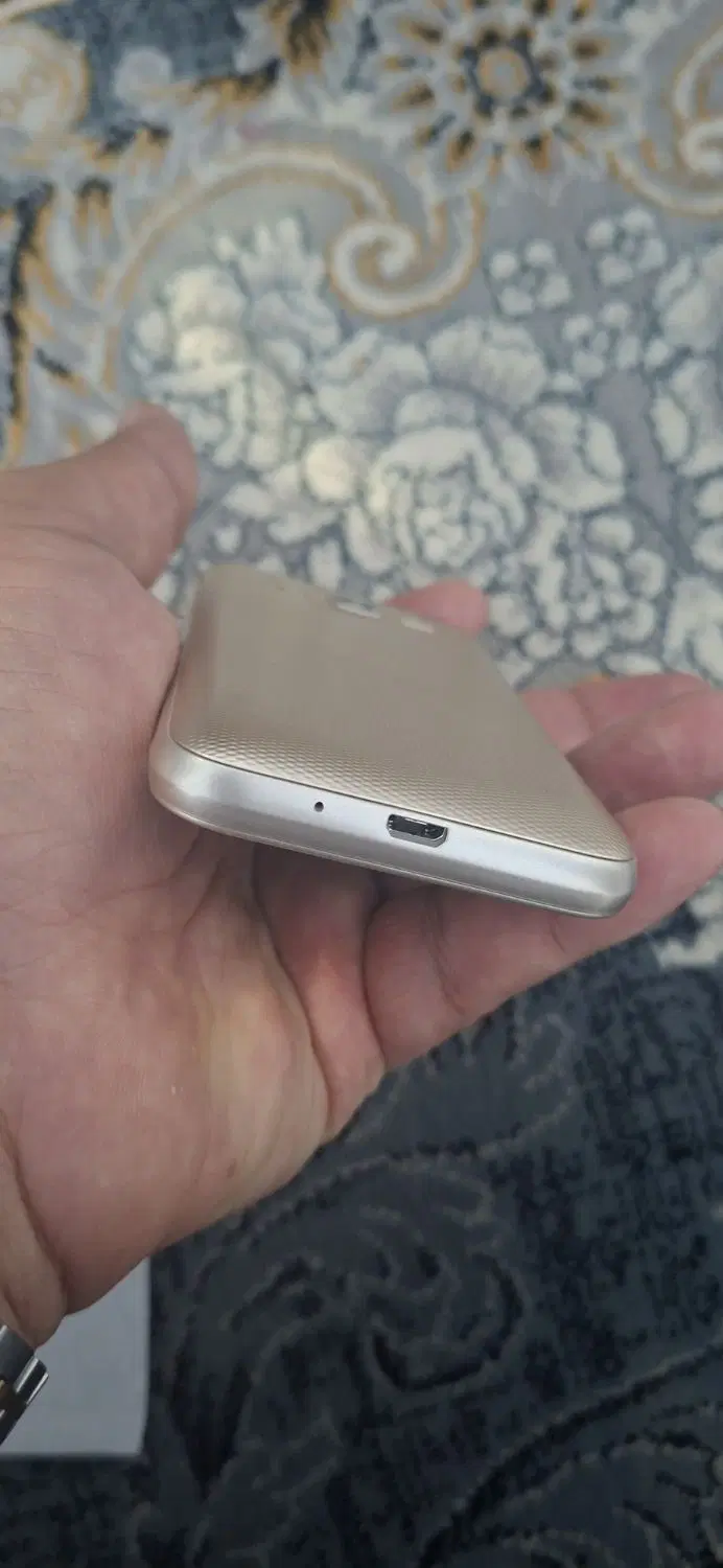 گوشی j1 mini prime|موبایل|مشهد, شهرک مهر آباد|دیوار