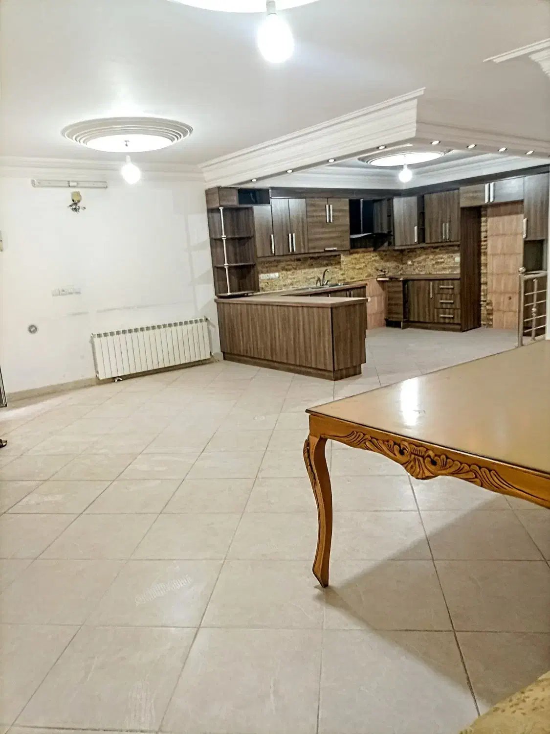 زیرزمین گلخانه ای/90متر/راه جدا/نبش بلوار الهیه|اجارهٔ خانه و ویلا|کاشان, شهرک امیرالمومنین|دیوار