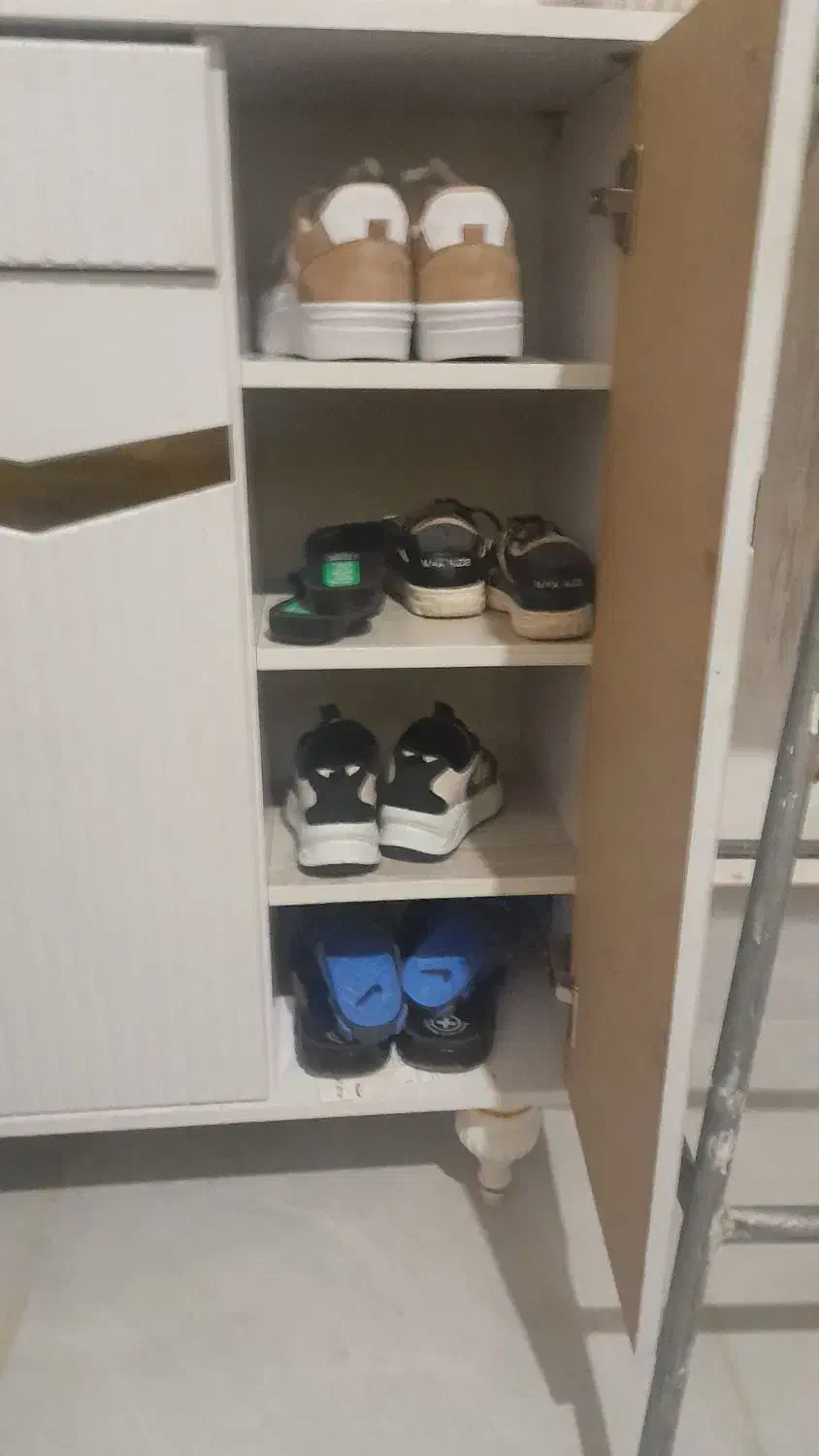 جاکفشی|جاکفشی، کمد، دراور|بروجرد, |دیوار