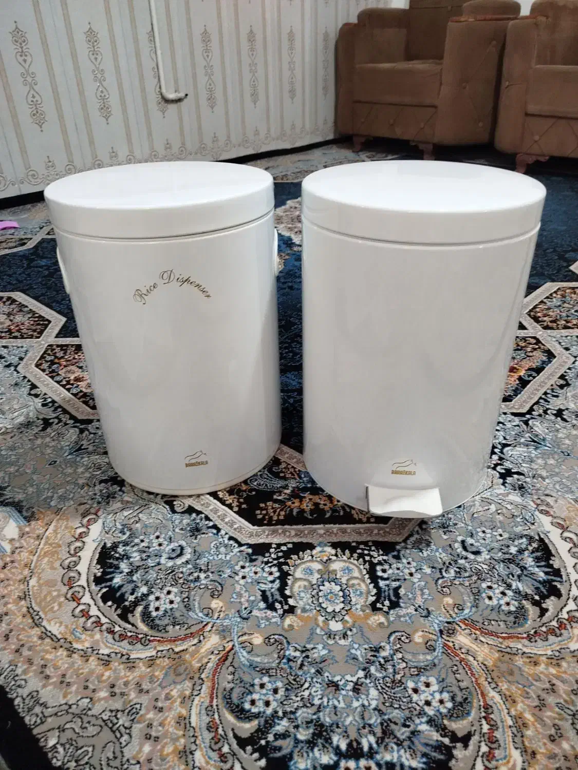 سطل آشغال و سطل برنج|ظروف نگهدارنده، پلاستیکی، یکبارمصرف|پاکدشت, حصار امیر|دیوار