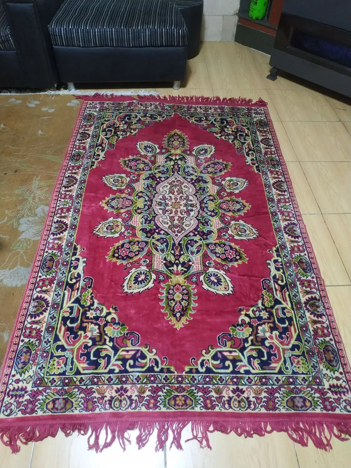 قالیچه|فرش|شیراز, شهرک گلستان|دیوار