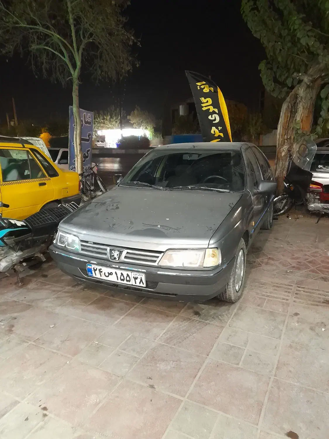 پژو ۴۰۵ مدل ۸۸|خودرو سواری و وانت|ورامین, شهرک ولیعصر|دیوار