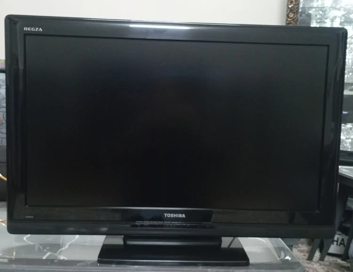 تلویزیون ۳۲ ال سی دی توشیبا|تلویزیون و پروژکتور|تهران, امام زاده حسن|دیوار