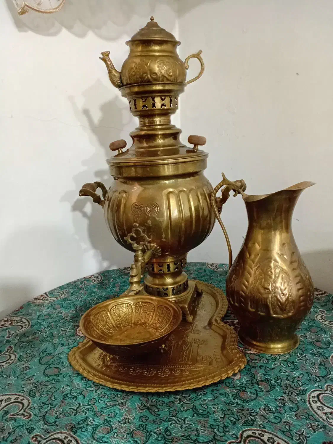 سماور زغالی شیش لیتری|کلکسیون اشیاء عتیقه|گنبد کاووس, |دیوار