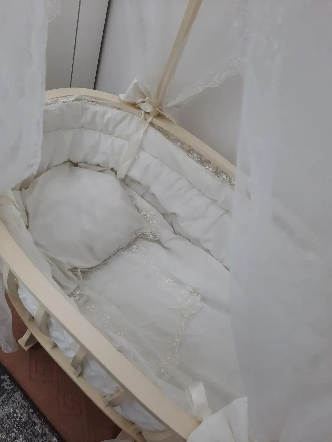 گهواره در حد نو مناسب سیسمونی|اسباب و اثاث بچه|یزد, |دیوار