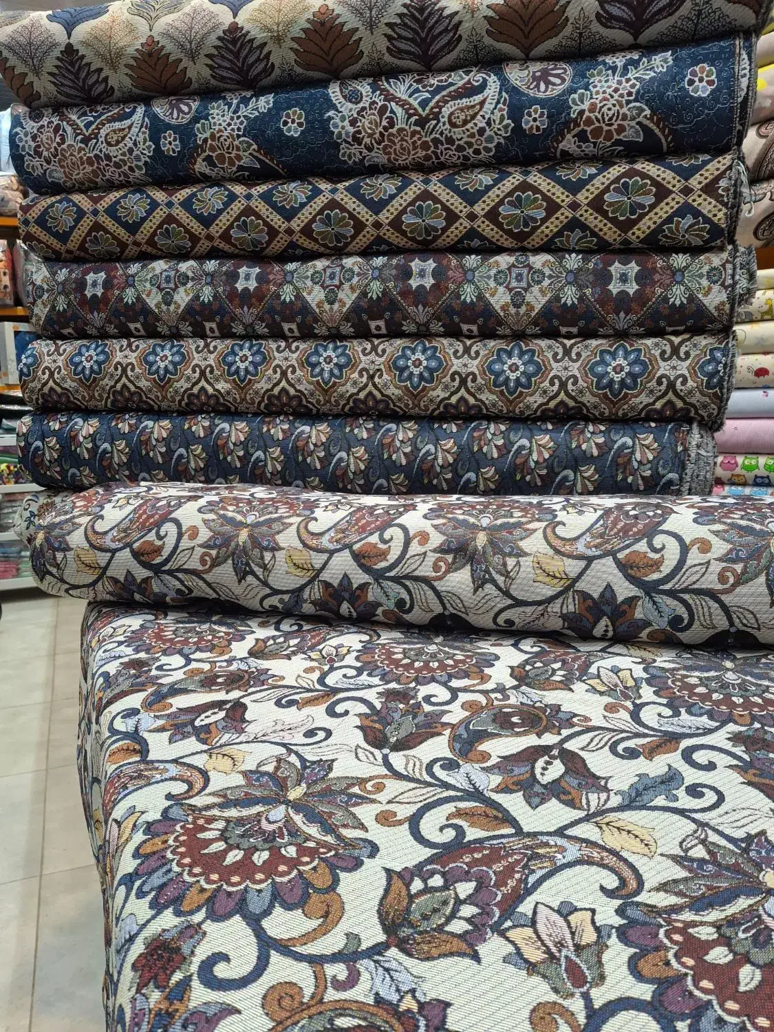 پارچه روفرشی سنتی مناسب زیر سفره زیر انداز روفرشی|روفرشی|مشهد, شهید مطهری|دیوار