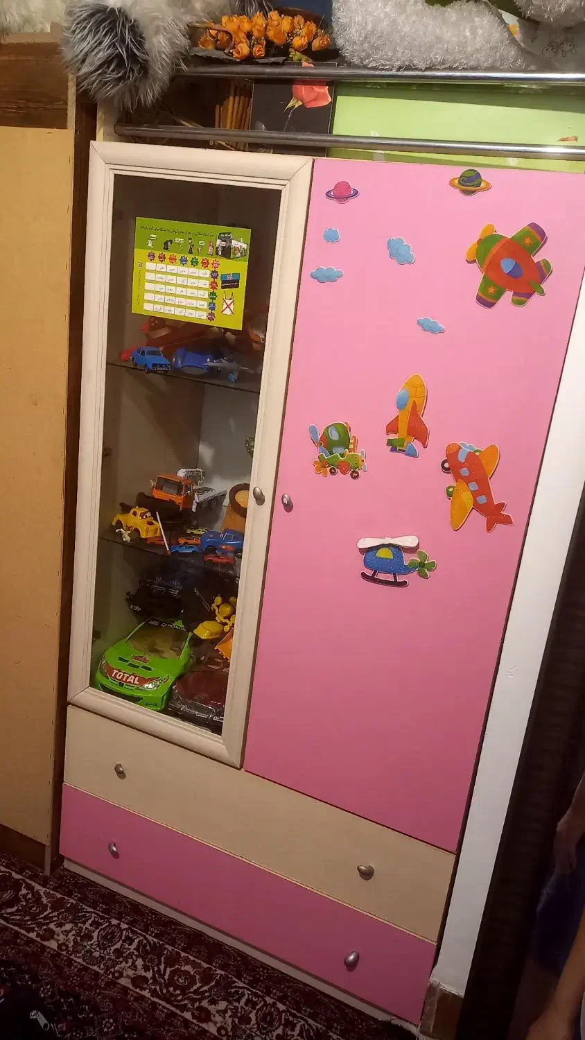 تخت وکمد نوزاد ونوجوان|تخت و صندلی بچه|شیراز, عادل آباد|دیوار