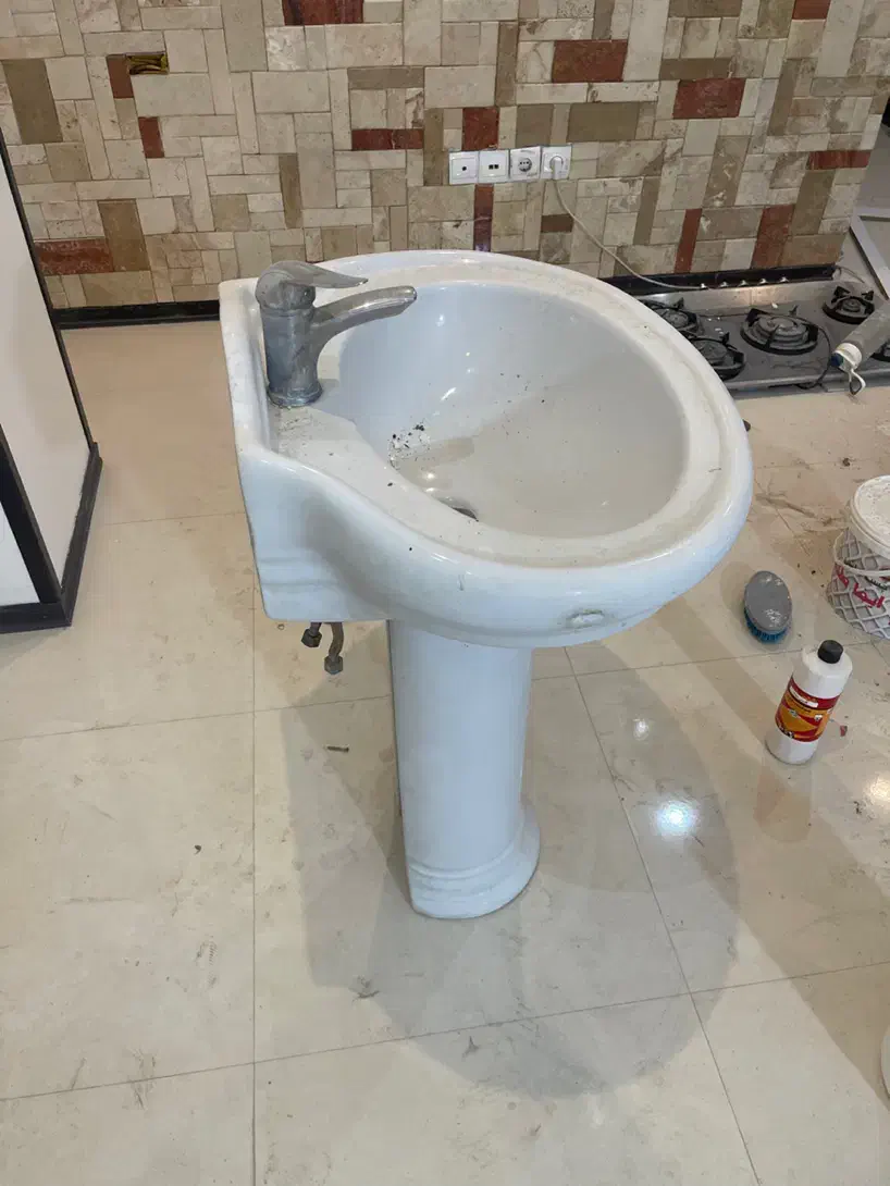 روشویی بهمراه شیر و آینه|لوازم سرویس بهداشتی|شهریار, شهریار|دیوار