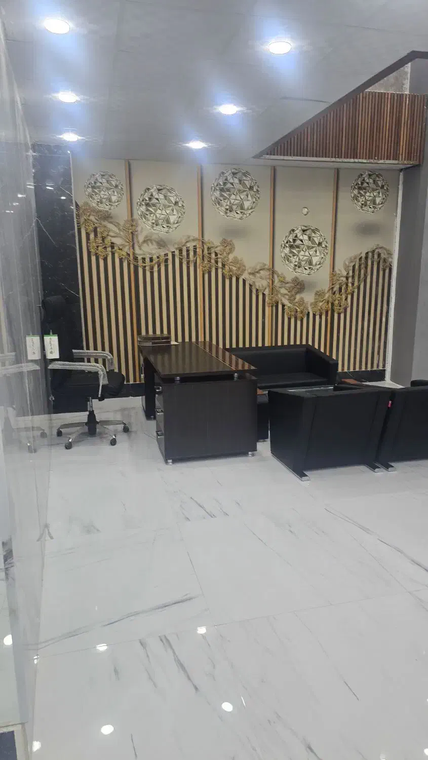 فروش واجاره رهن مغازه ۲۵۰ متری|اجارهٔ مغازه و غرفه|ایلام, |دیوار