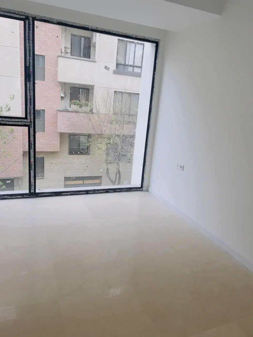 اپارتمان دوخواب 125متری شخصی ساز کم واحد صدرا|فروش آپارتمان|صدرا-فارس, فاز ۱|دیوار