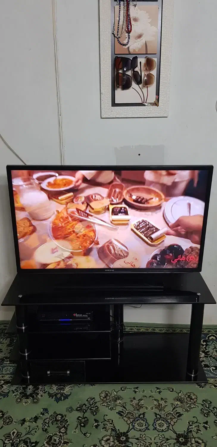ال ای دی سامسونگ ۴۰اینچ|تلویزیون و پروژکتور|رودهن, |دیوار