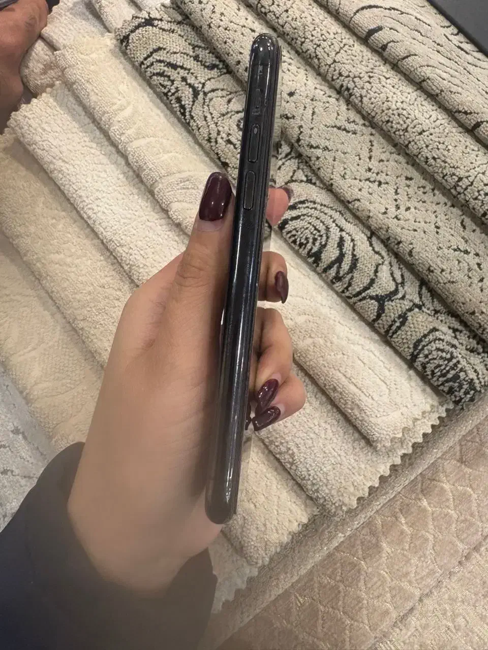 آیفون یازده پرو ۲۵۶مشکی|موبایل|اصفهان, محله اسلامی|دیوار