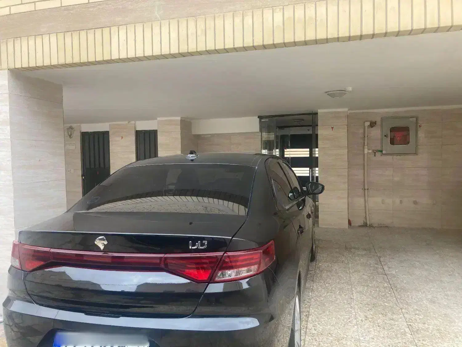 تارا V4 اتوماتیک مشکی آبنوس|خودرو سواری و وانت|اصفهان, عباس‌آباد|دیوار