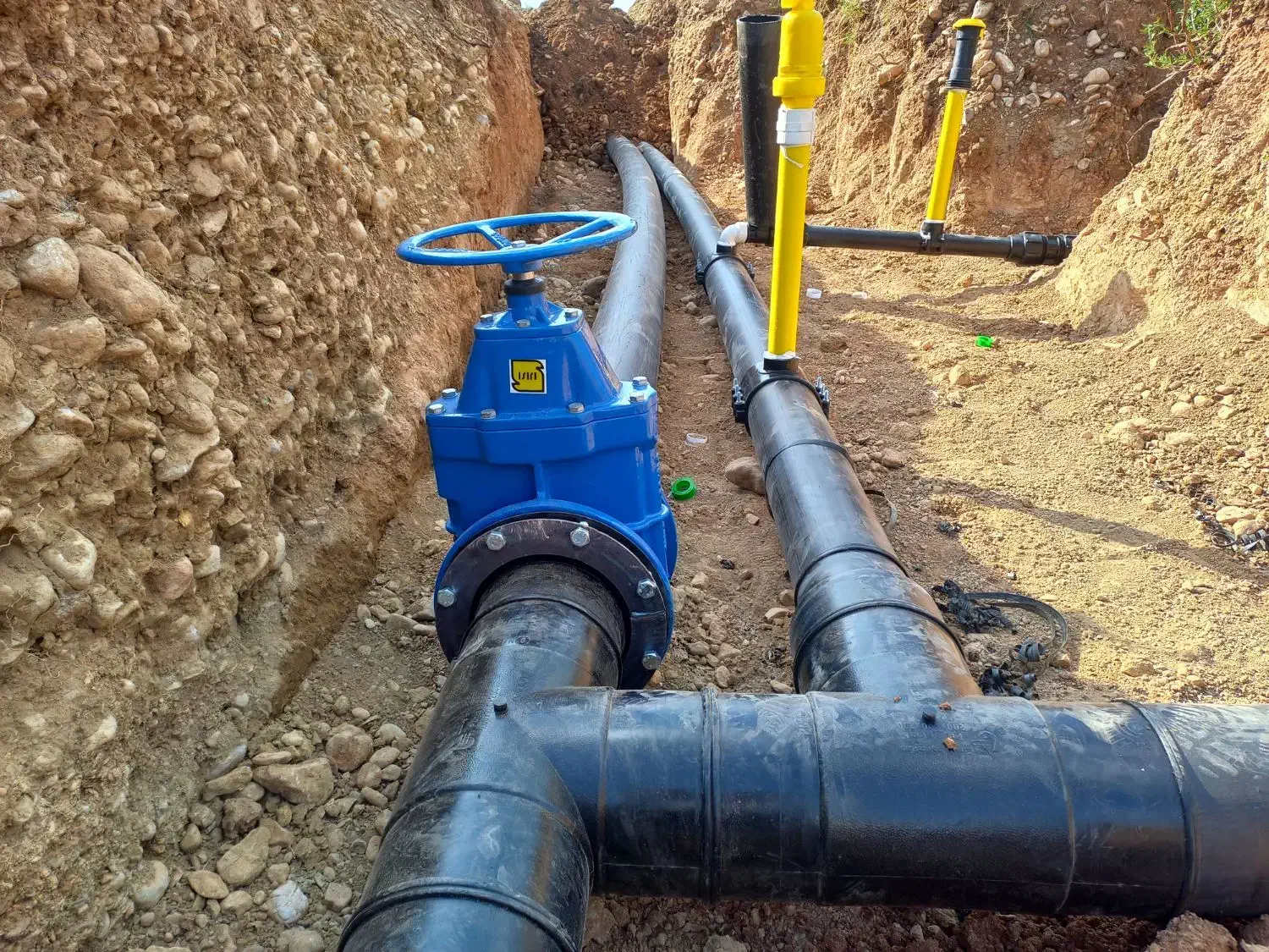 لوله کشی وجوشکاری پلی اتیلن صنعتی و کشاورزی|خدمات پیشه و مهارت|داران, |دیوار