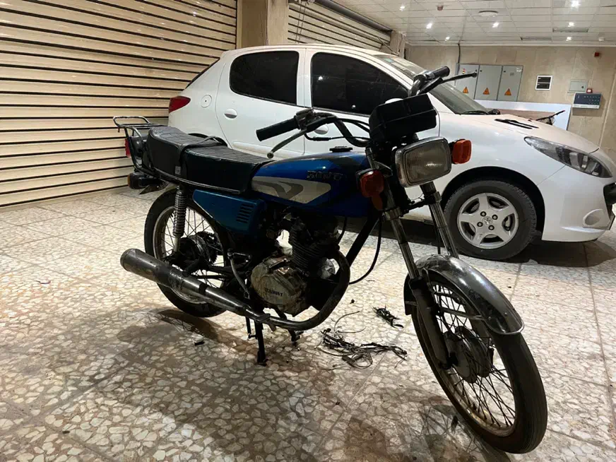 موتور هندا|موتورسیکلت|قم, بنیاد|دیوار