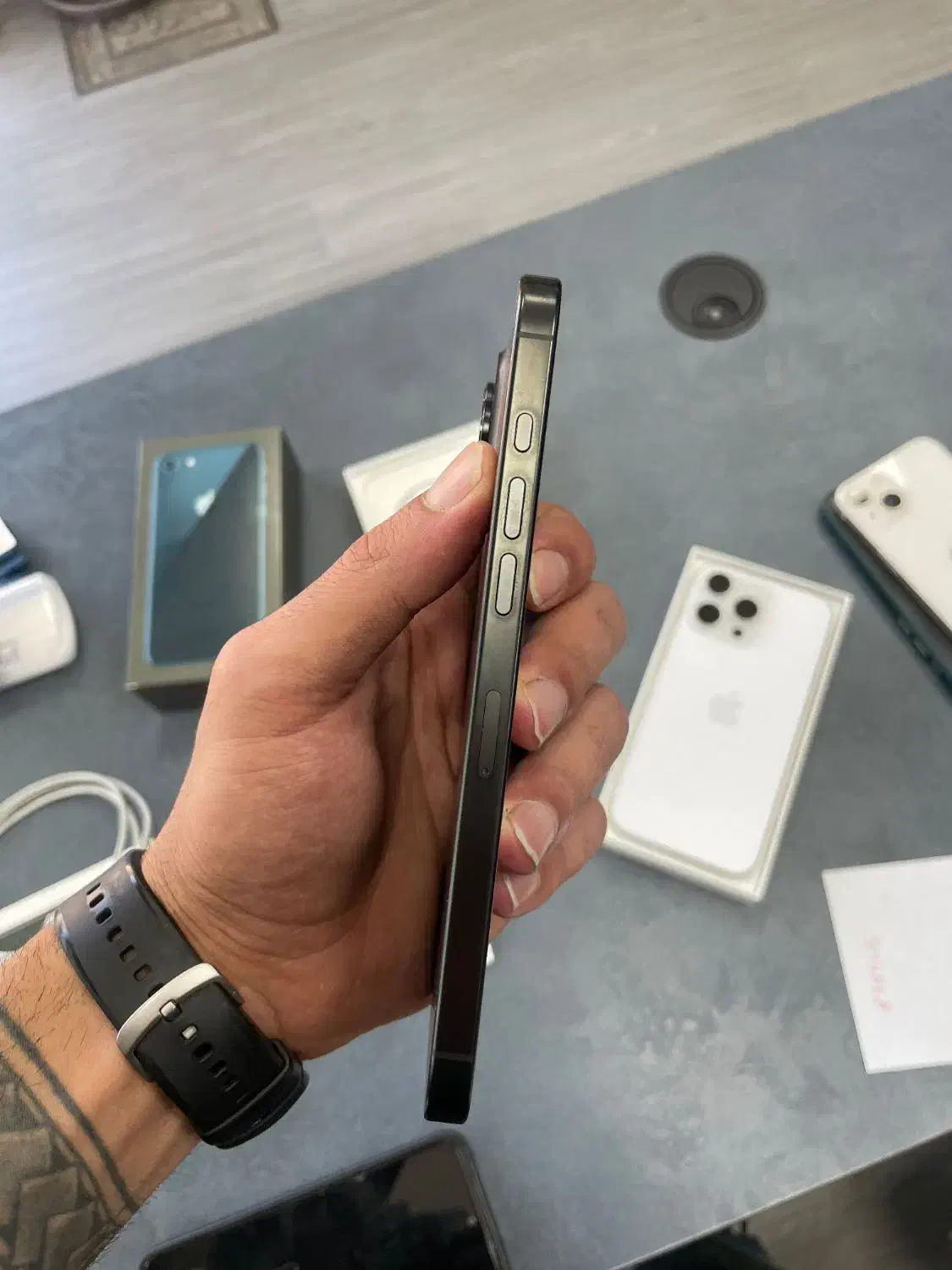 ۱۶ پرومکس مشکی Zaa|موبایل|قزوین, |دیوار