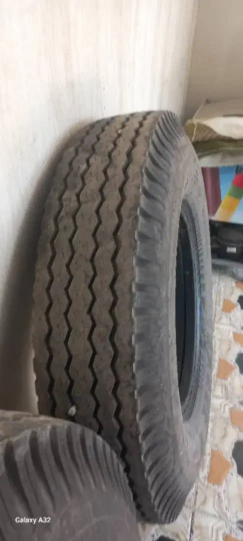 لاستیک کمپرسی بنز ده تن|قطعات یدکی و لوازم جانبی|بندر کنگان, |دیوار