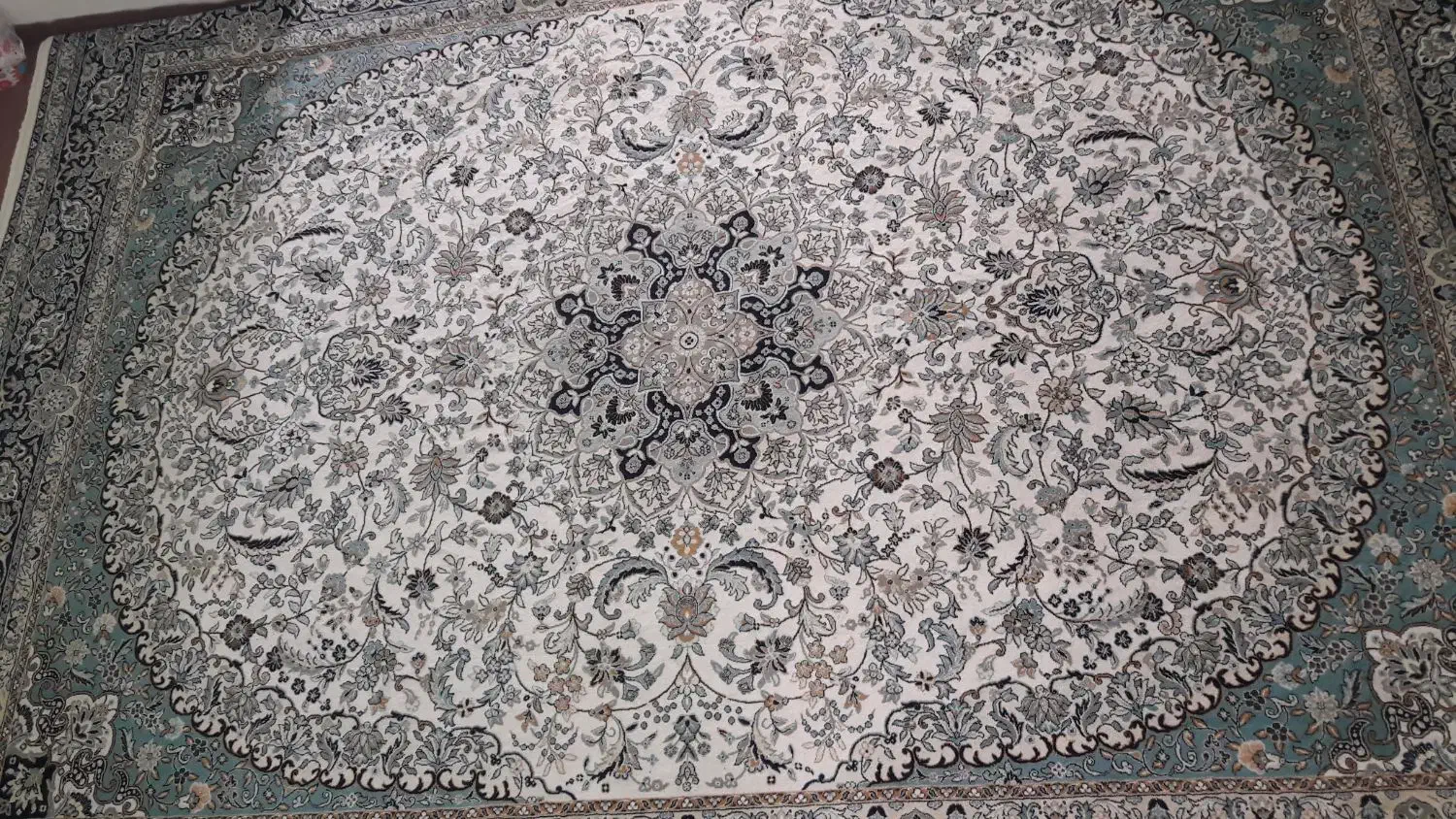 فرش ۱۲متری گلیم ۴متری|فرش|کرمانشاه, |دیوار