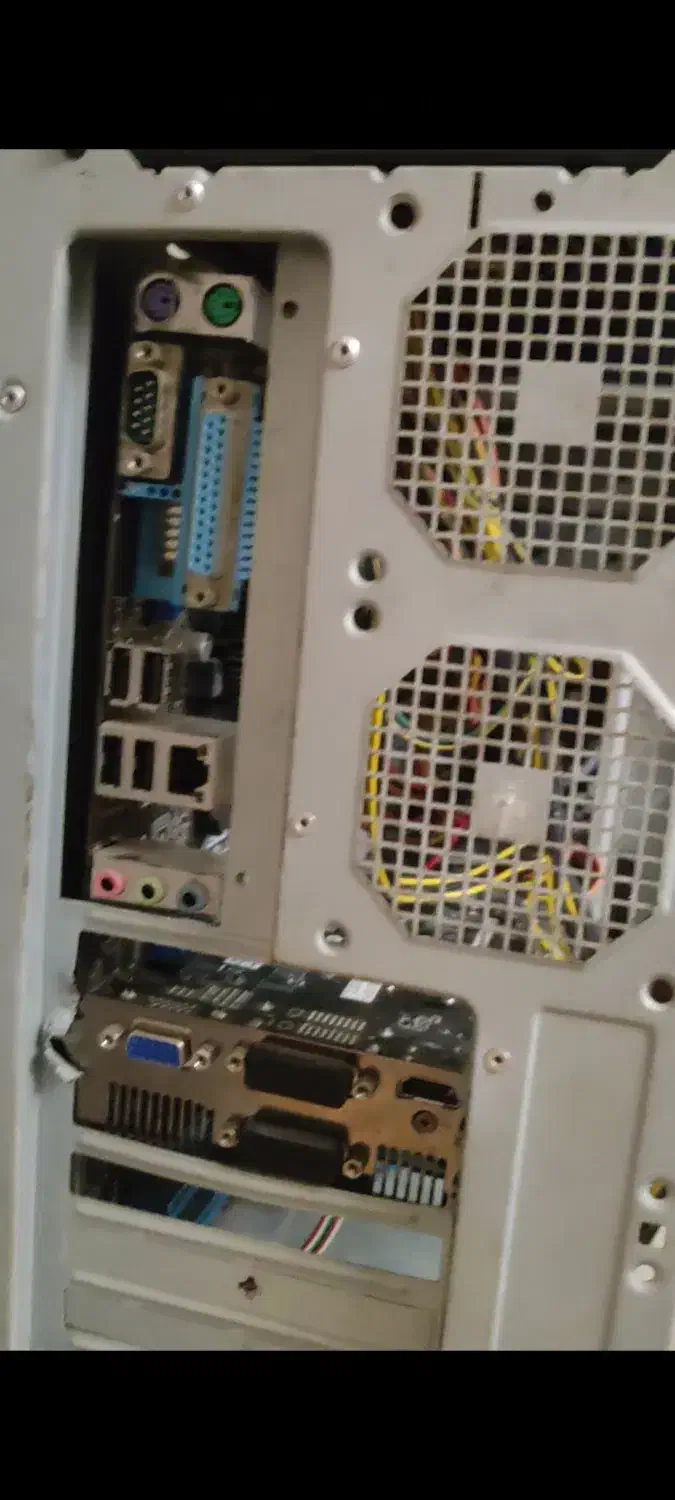 کامپیوتر  کیس|رایانه رومیزی|رشت, چمارسرا|دیوار