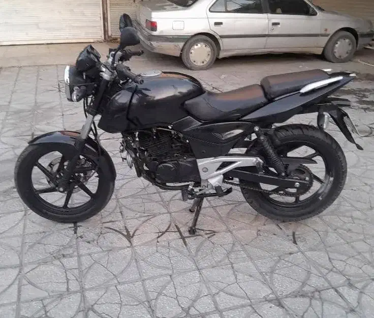 موتور پالس باجاج ۱۸۰ چراغ گرد مدل ۱۳۹۲|موتورسیکلت|کرمانشاه, |دیوار