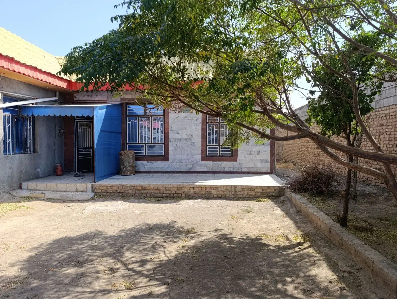 فروش یک ساختمان|فروش خانه و ویلا|کدکن, |دیوار