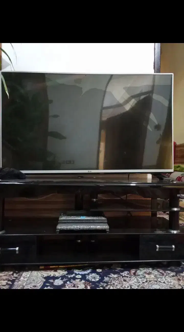 ال ای دی ۴۹ اینچ|تلویزیون و پروژکتور|جره و بالاده, |دیوار