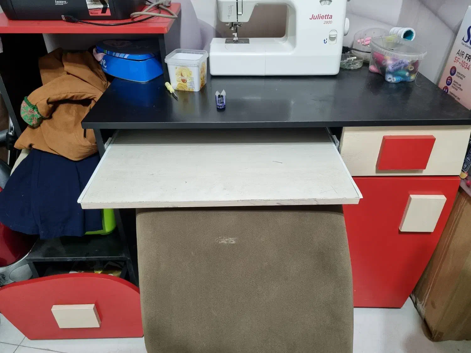 میز تحریر|میز تحریر و کامپیوتر|فومن, |دیوار