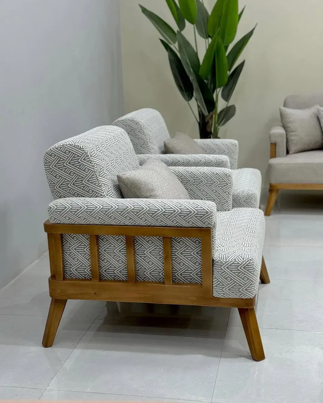 تولیدی مبلمان *بزرگترین کارخانه جنوب**|مبلمان خانگی و میز عسلی|یاسوج, |دیوار