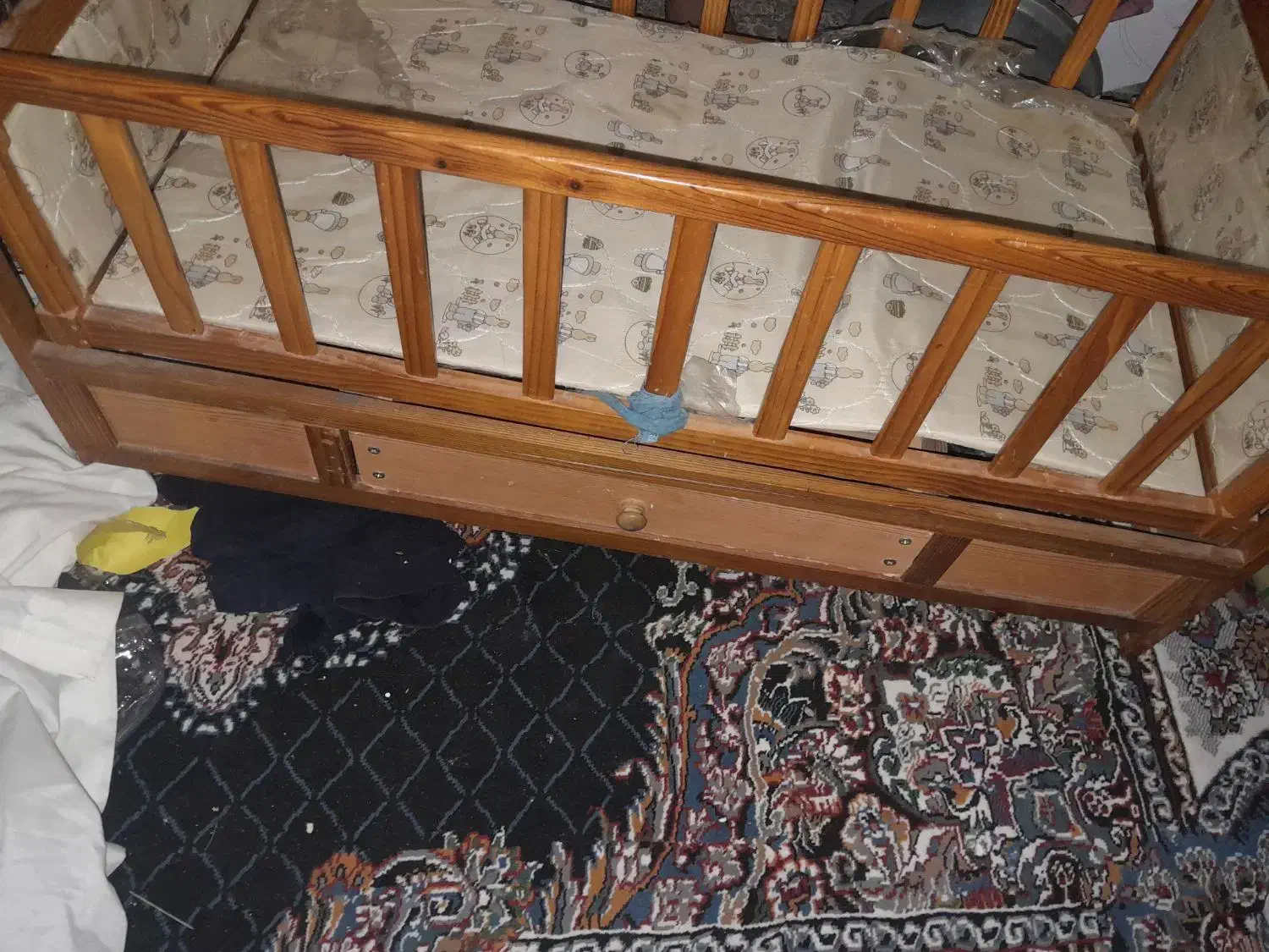 گهواره کودک دست دوم|تخت و سرویس خواب|بندر کنگان, |دیوار