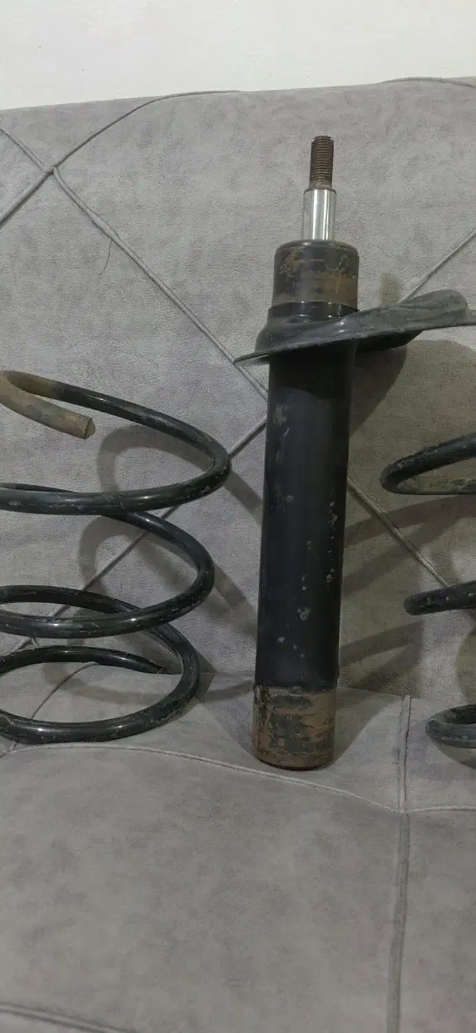 کمک  فنر  و  لول فنر|قطعات یدکی و لوازم جانبی|رباط‌کریم, نصیرشهر|دیوار