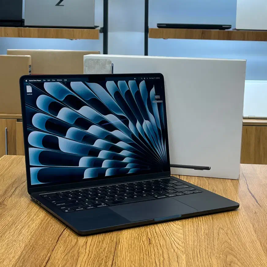 مک بوکایر M2/8/256 با کارتن سایکل ۸۵|رایانه همراه|مشهد, ارشاد|دیوار