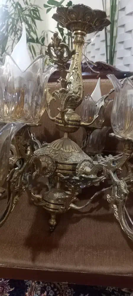 یه دونه لوستر شش شاخه.دوازده شعله|لوستر و چراغ آویز|محمدشهر, همایون ویلا|دیوار