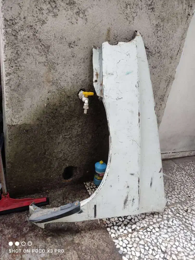 گلگیر جلوی پراید صبا سمت راننده|قطعات یدکی و لوازم جانبی|رشت, کوی غلام نیا|دیوار