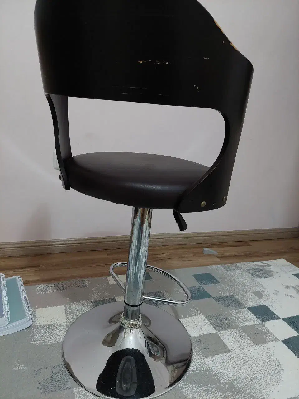 فروش صندلی گردون|آرایشگاه و سالن‌های زیبایی|آستارا, |دیوار