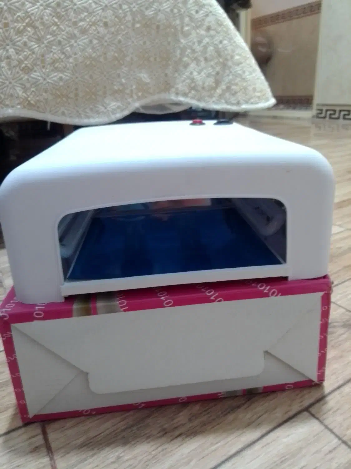 یه عدد سوهان برقی کاملا سالم ولامپ uvکاملا سالم|آرایشی، بهداشتی، درمانی|ورامین, ورامین|دیوار