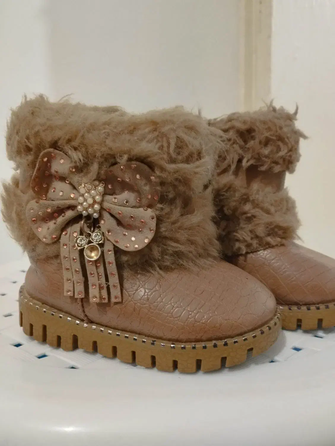 پوتین دخترانه|کفش و لباس بچه|اقبالیه, |دیوار