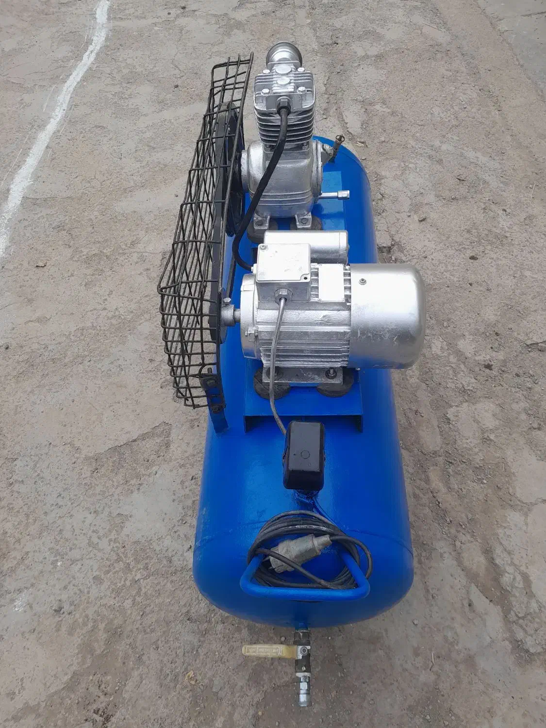 پمپ باد ۲۵۰ لیتری|ابزارآلات|جوین, |دیوار